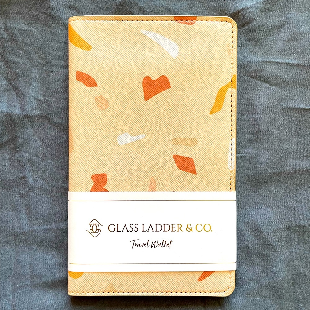 Glass Ladder & Co. - Travel Wallet - Brand New
